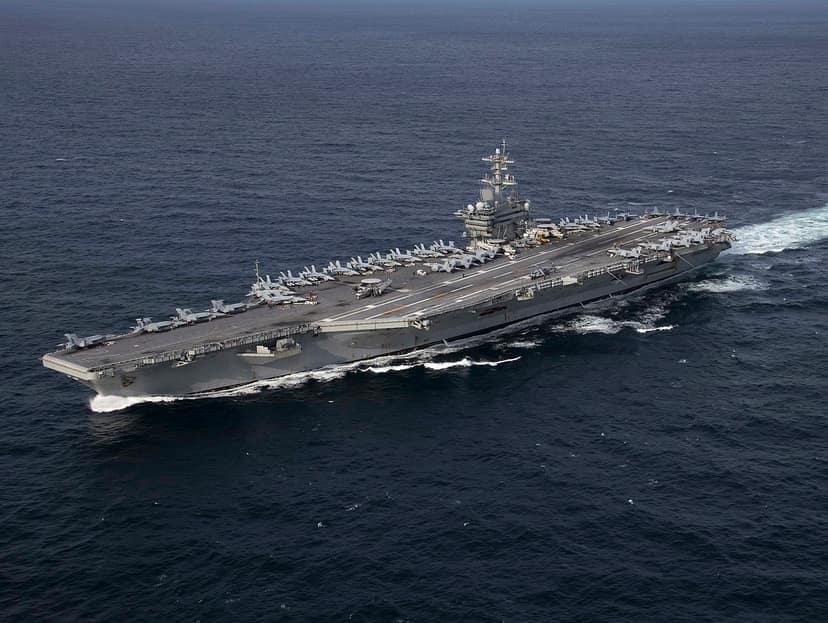 USS George Washington chega ao Médio Oriente para substituir o USS Lincoln