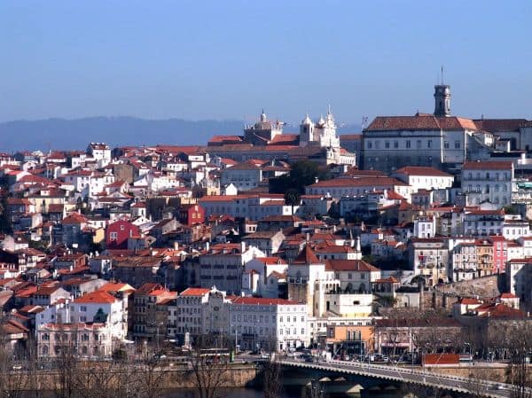 Foto de archivo: Antiguo Grémio de Lavoura en Coimbra vendido por 5,8 millones