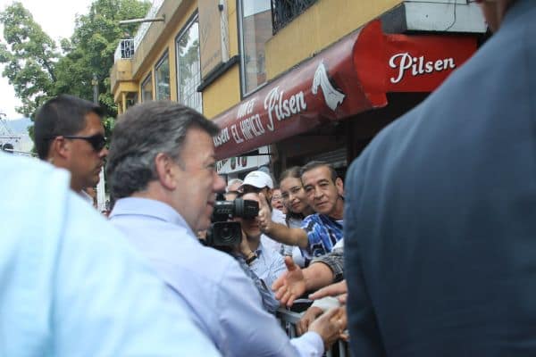 Traslado de 103 presos de alta perigosidade na Colômbia