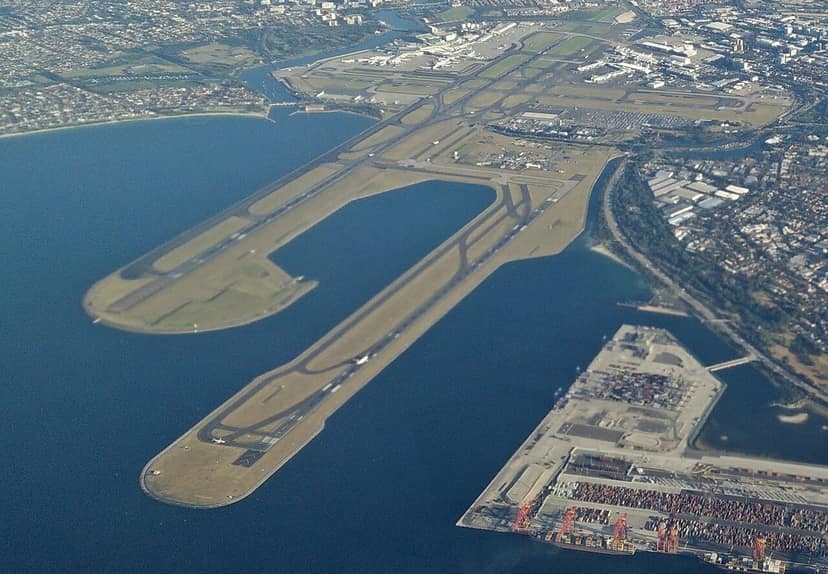 Archive photo: Western Sydney Airport opens with inaugural Jetstar flight