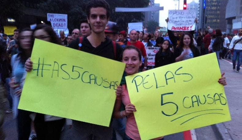 Demonstranten für das Recht auf Wohnen halten Protestlager in Lissabon und Porto