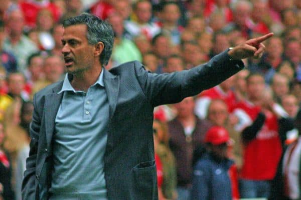 José Mourinho apresentado como novo treinador do Real Madrid em ato privado