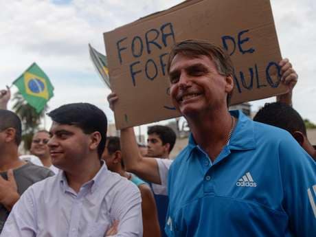 Flávio Bolsonaro startet Präsidentschaftswahlkampf in Rio de Janeiro