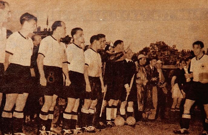 Mehr als 85 Verletzte bei Ausschreitungen nach einem DFB-Pokalspiel
