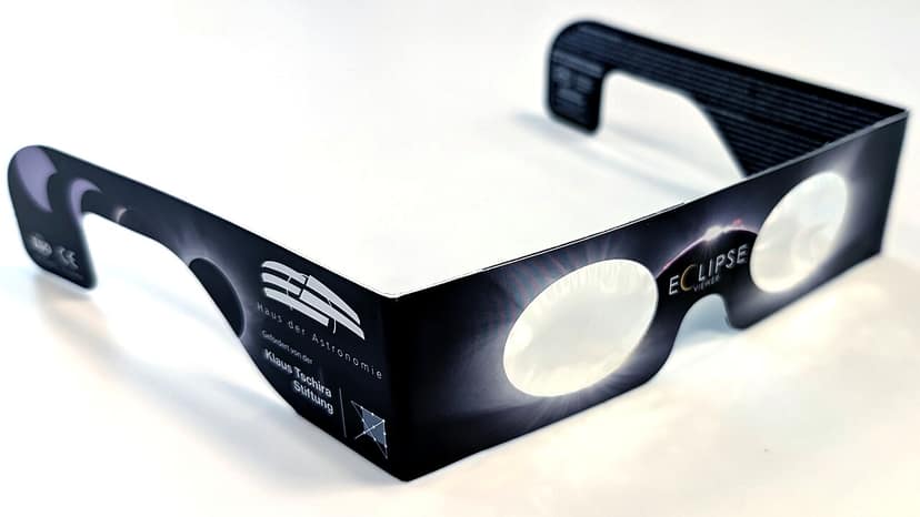 Gran demanda de gafas de eclipse solar en Zúrich y Carintia