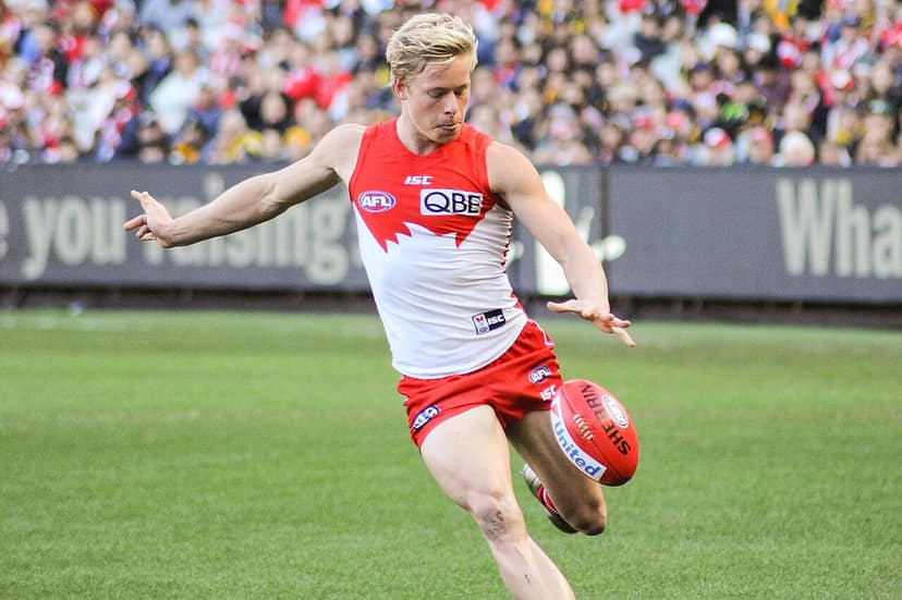 Vier spelers van Sydney Swans gelinkt aan lopend onderzoek in Melbourne