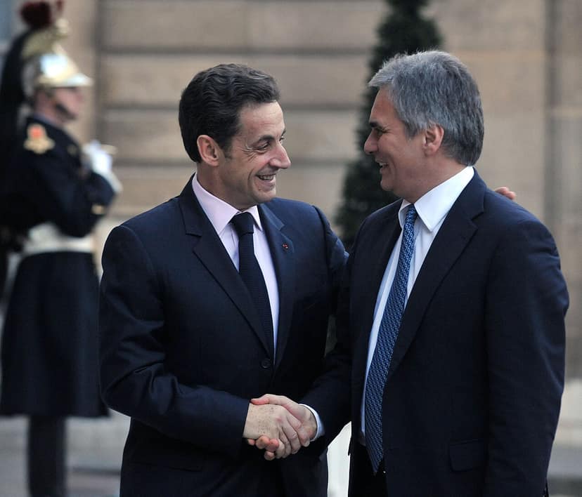 El Parlamento húngaro elige a András Baka como nuevo presidente
