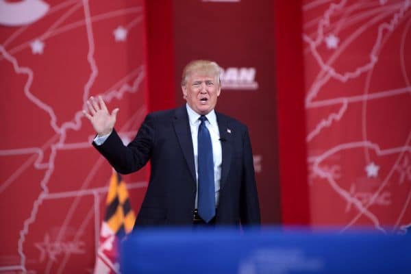 ABN AMRO daagt Trump-administratie aan om schending van de vrijheid van meningsuiting
