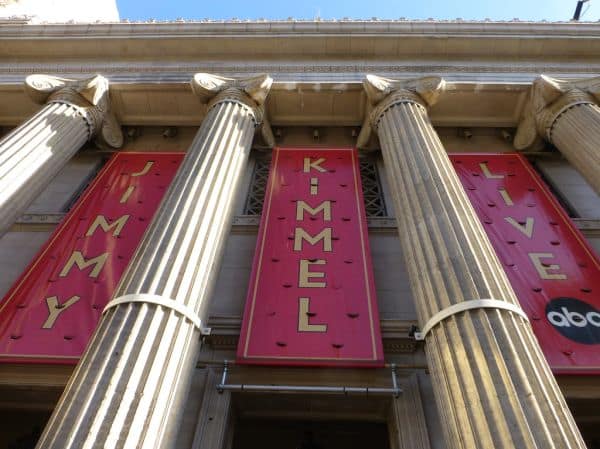 Photo d'archive: Disney et ABC intentent une action en justice contre la FCC dans la controverse entourant Jimmy Kimmel