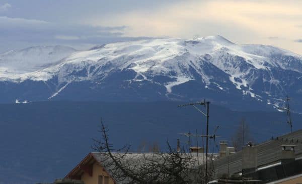Archivbild: Vuelta annulliert dritte Etappe wegen Hagel und starkem Regen