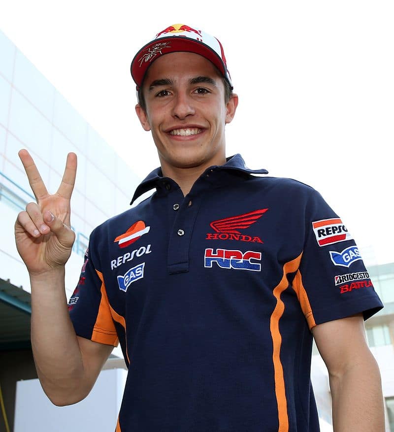 Marc Márquez vence corrida sprint no Japão e aproxima-se de Jorge Martín