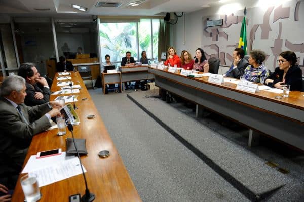 Foto de arquivo: Proteção Civil emite recomendações durante eclipse