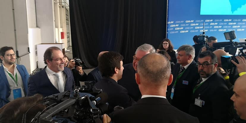 Photo d'archive: Ventura refuse de s'excuser auprès de Nuno Melo dans l'affaire des frégates