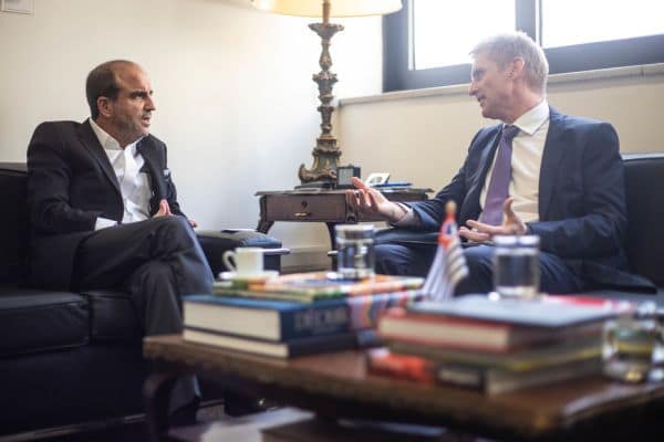 NZ-premier overleeft tweede vertrouwensstemming