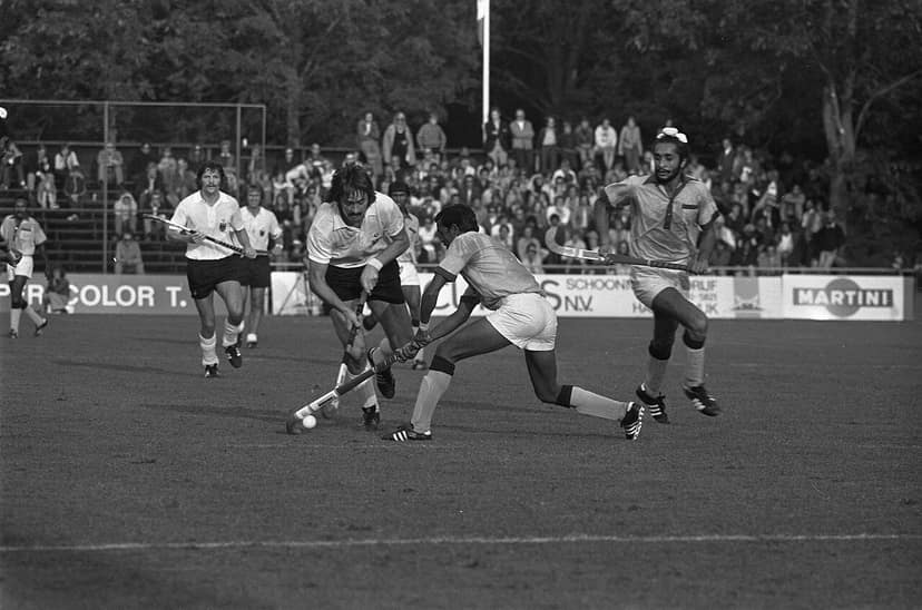 Photo d'archive: Hockeyeuses belges indignée après la défaite contre les Pays-Bas au Mondial