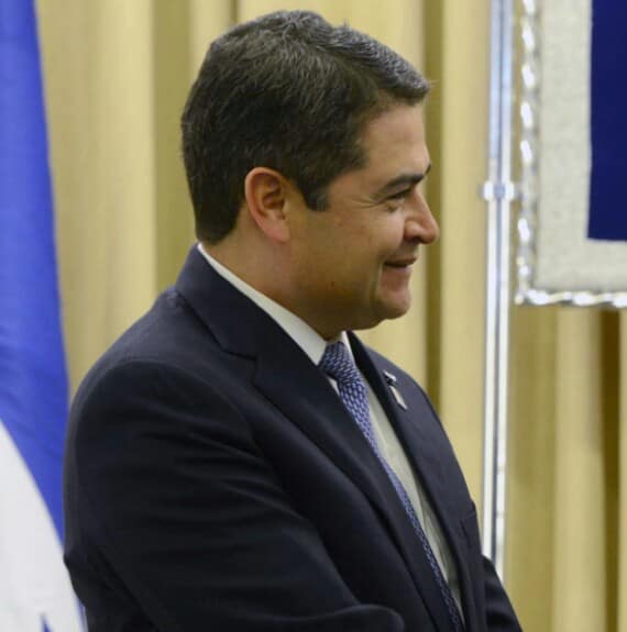 Honduras: Juan Orlando Hernández queda libre de cargos por corrupción