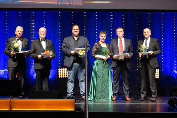 Jazz Gitti recebe placa de honra do Estado de Baixa Áustria