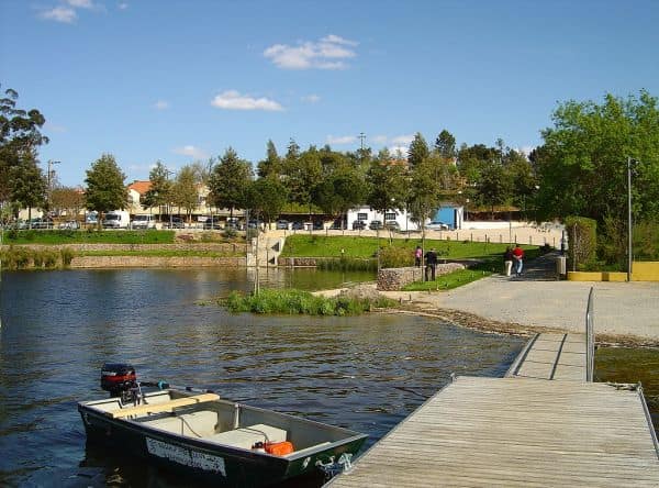 Consumentenautoriteit boet Avis met één miljoen euro voor misbruikpraktijken