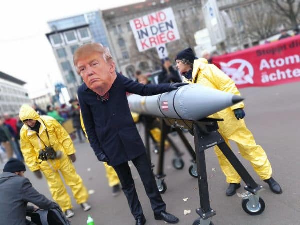 VS en Zuid-Korea halveren militaire oefeningen op verzoek van Trump