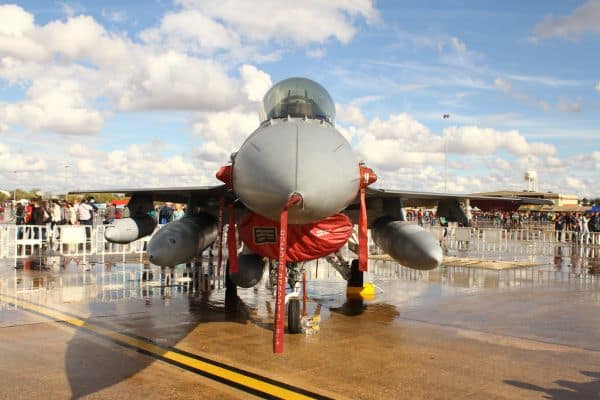 La Force aérienne portugaise acquiert des drones AR5 de TEKEVER pour des missions de surveillance