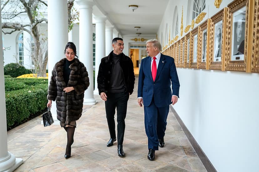 Cristiano Ronaldo e Georgina Rodriguez casam-se em toda a intimidade