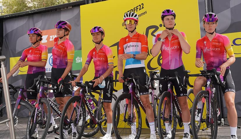 Paula Blasi opfert sich in einer harten Etappe der Tour de France