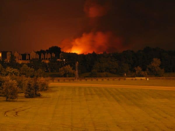 Uma explosão numa fábrica de munições perto de Roma