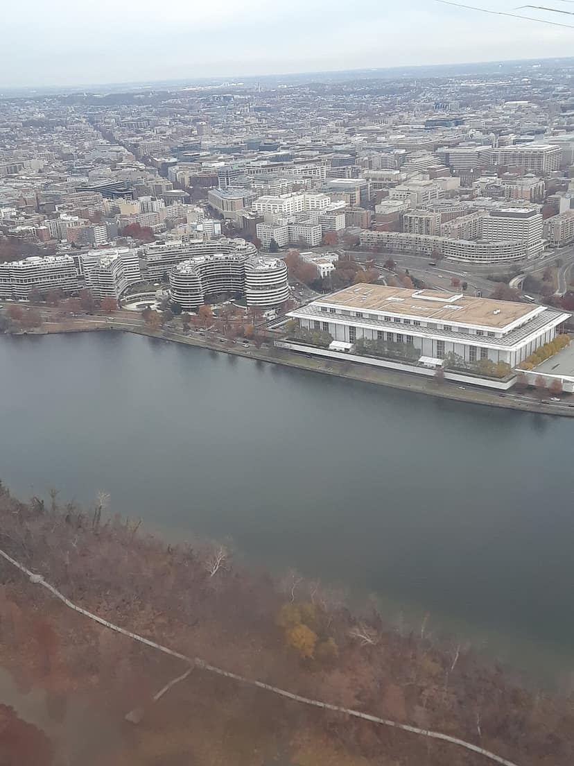 Archivbild: Kennedy Center steht vor sofortiger Schließung aufgrund finanzieller Krise und Namensstreit