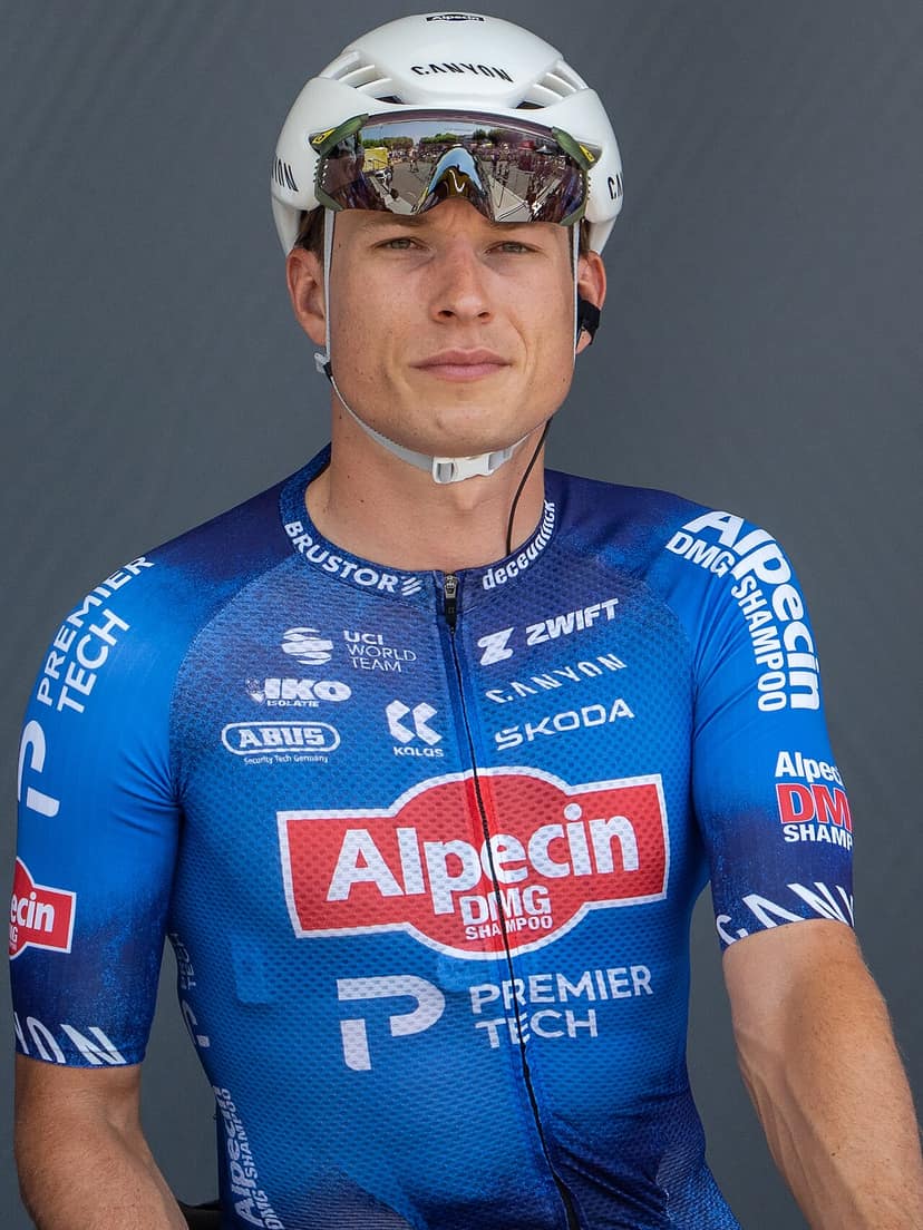Jasper Philipsen wins second stage in Renewi Tour and retains leadership