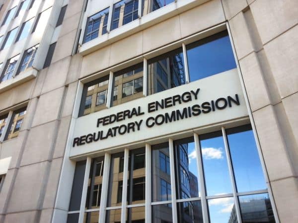 Photo d'archive: Les clients de Meralco bénéficieront d'une légère réduction des tarifs d'électricité en août 2026