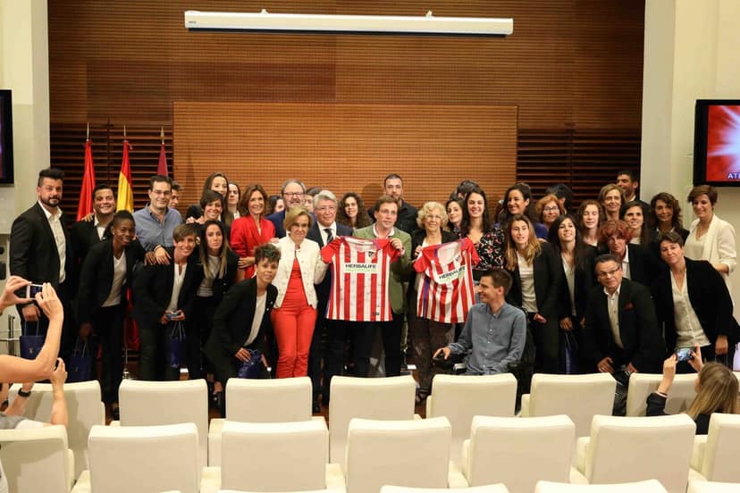 Jenni Hermoso revient au Atlético de Madrid jusqu'en 2027