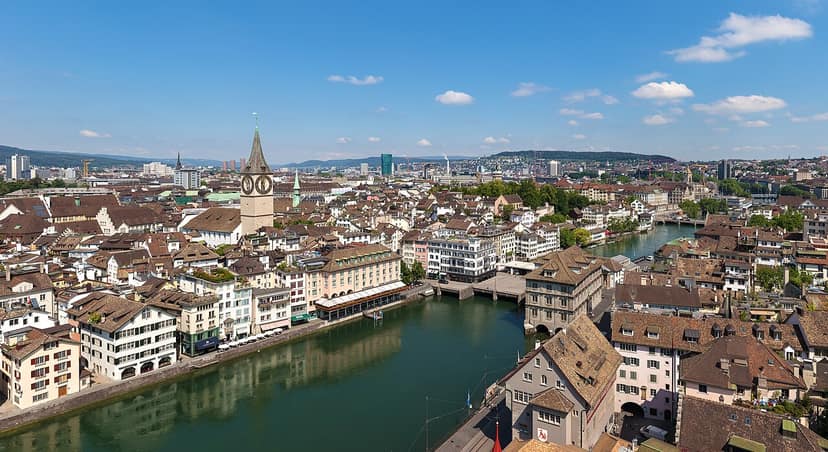 Stadspolitie Zürich arresteert drugsdealer in Gewest 4
