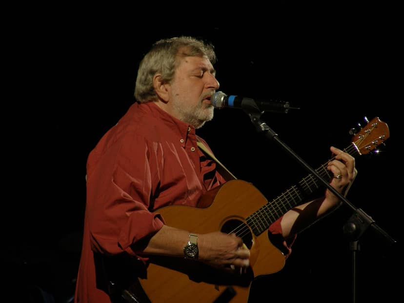 Homenaje de Mattarella y recuerdo de Guccini