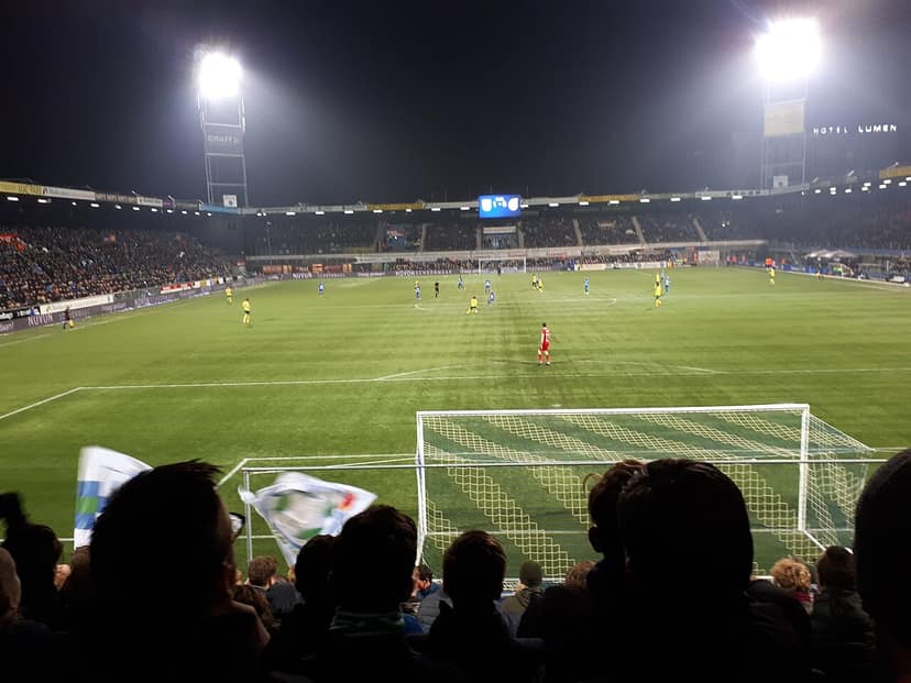 PSV begins season without new signings Kostic and Sano