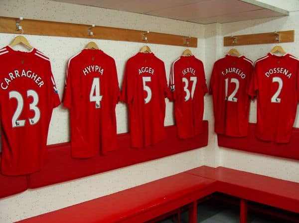 Jeff Bezos investit dans Liverpool FC avec un consortium de milliardaires