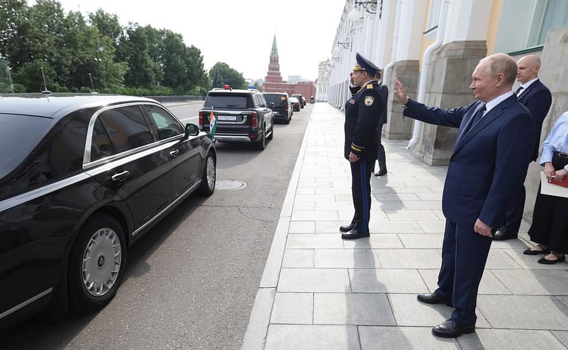 Archive photo: Indian Among 12 Killed in Recent Russian Attacks, Reports President Zelensky