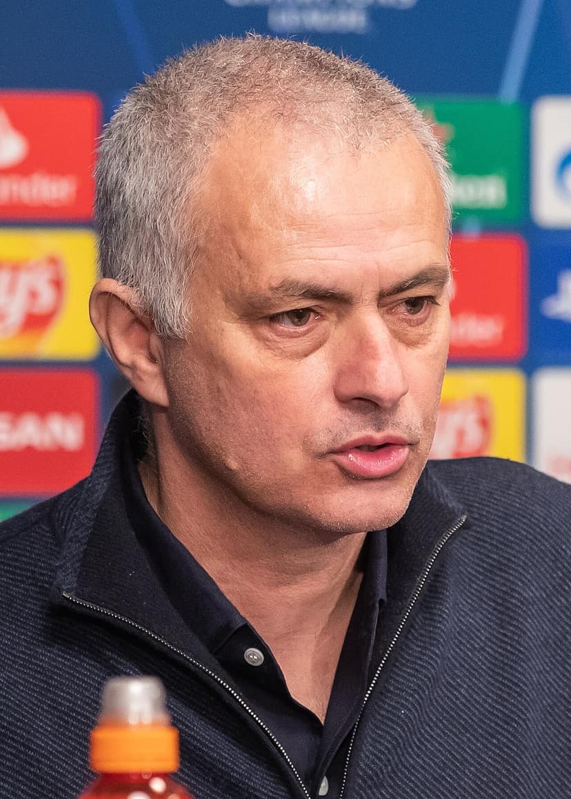 Foto d'archivio: Mourinho: Bellingham, Vinicius e Mbappé Possono Coesistere al Real Madrid