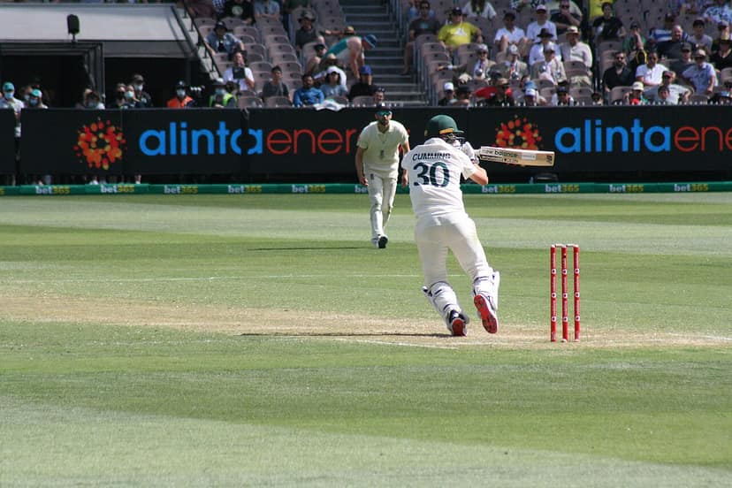 Bangladesh behaalt historische overwinning van negen wickets op Australië in Darwin