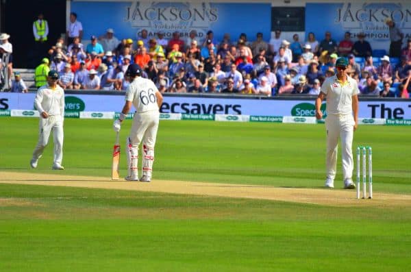 Bangladesh behaalt historische overwinning van negen wickets op Australië in Darwin