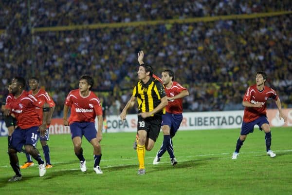 Independiente eliminado da Copa Argentina após perder 4-0 para o Atlético Tucumán