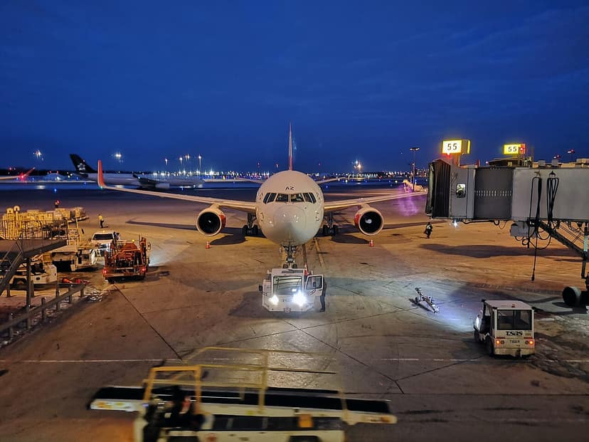 Archivbild: Austrian Airlines Flug in Bulgarien aufgrund von Bombendrohung umgeleitet