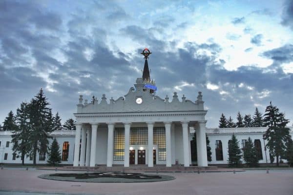 Selenskyj annonce une réaction à l'attaque par missile à Kharkiv