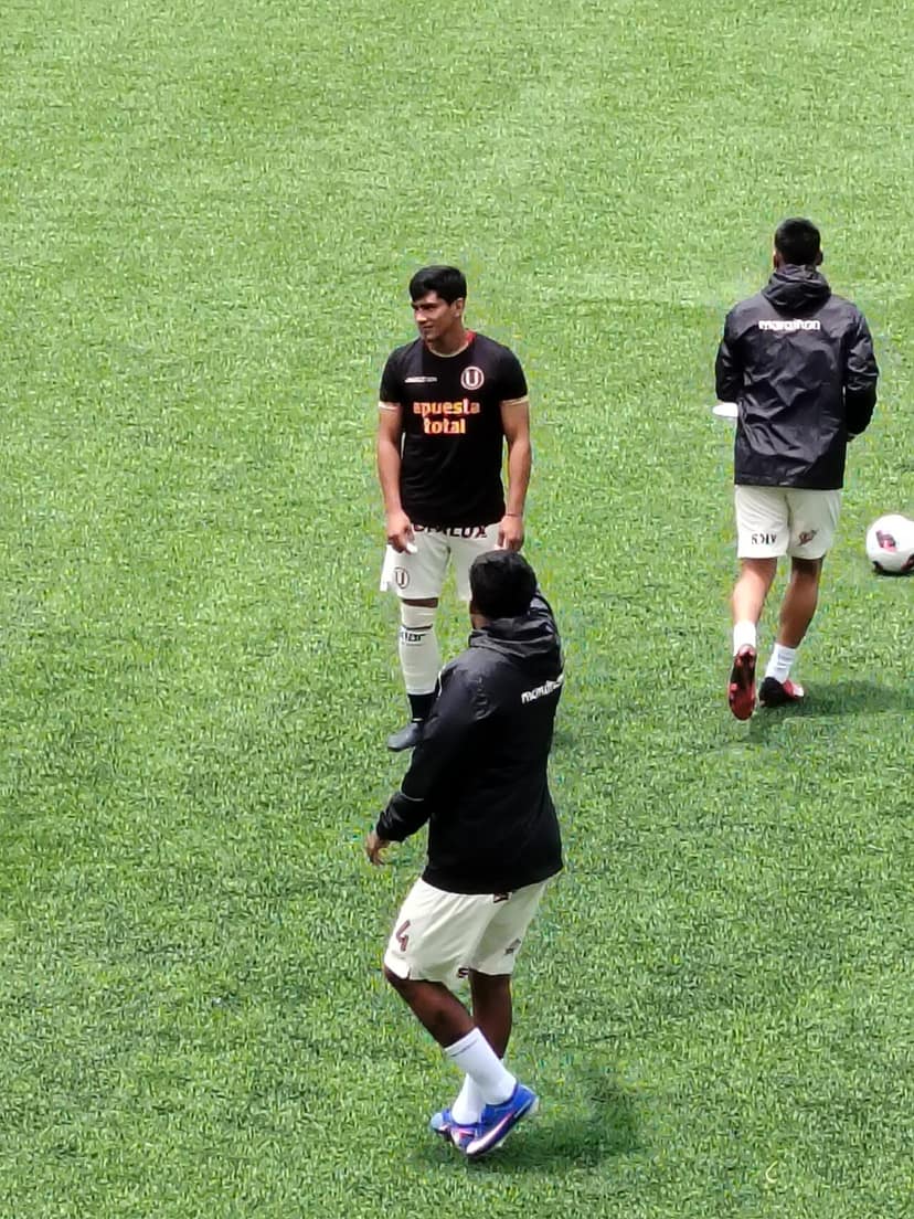 Foto d'archivio: Lapadula si distingue con una doppietta nella vittoria dell'Universitario su Los Chankas