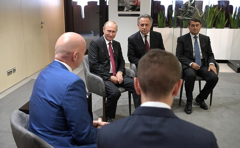 Acusações contra a FIFA: Dirigente fala de extorsão por parte de Gianni Infantino