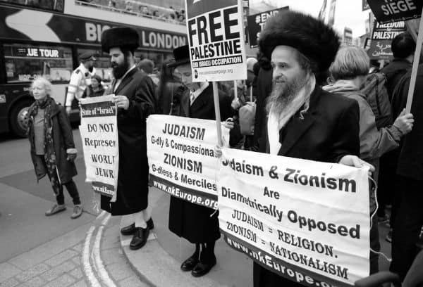 Archivbild: Grüne Partei im Vereinigten Königreich nimmt ‚Zionismus ist Rassismus‘-Politik an
