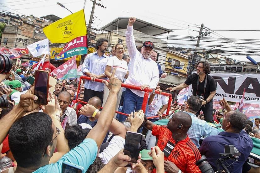 Lula da Silva leads polls and kicks off campaign on Sunday