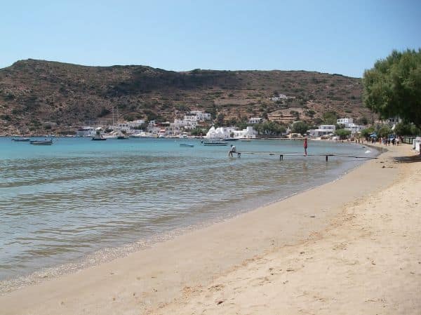 Archieffoto: Drie Doden bij Helikopterongeluk op het Griekse Eiland Sifnos