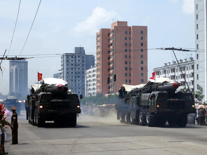 Corea del Norte lanza un misil balístico antes de ejercicios de EE. UU. y Corea del Sur