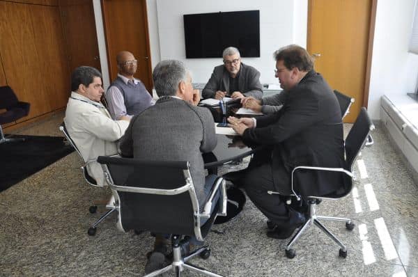 Photo d'archive: Un étude de Passos Coelho présente des propositions pour la croissance économique au Portugal