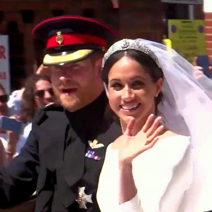 Foto d'archivio: Il principe Harry e Meghan Markle tornano nel Regno Unito con i loro figli